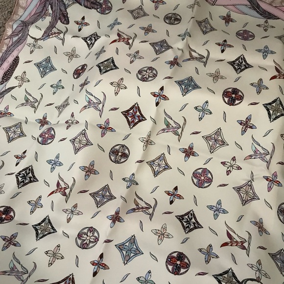 Louis Vuitton Love Birds Square FLAWLESS - Picture 4 of 10